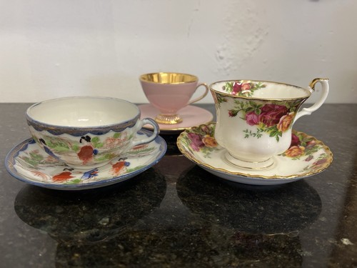 Mixed teacup trio - mixed,