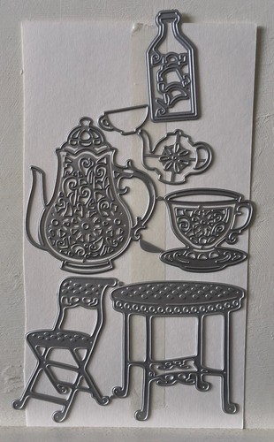 Mixed die set patio - -, table