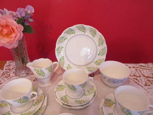 Beautiful vintage bone china - bone,