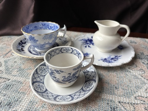 Vintage english blue white mix - english,