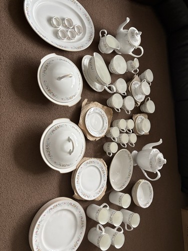 Mayfair tea set and - tea,