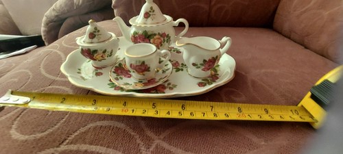 Miniature teaset mixed - miniature,